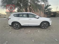 Hyundai Grand Santa Fe